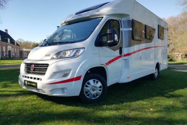 Sunlight T69S  met 5 slaapplaatsen