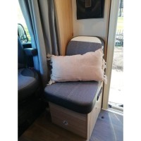 Sunlight T69S  met 5 slaapplaatsen Foto #14