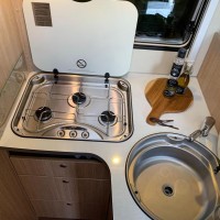 Sunlight T69L  met lage instap Queensbed Foto #10