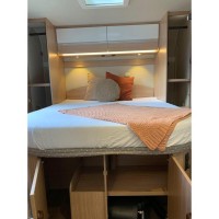 Sunlight T69L  met lage instap Queensbed Foto #19