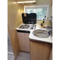 Sunlight T69S 130 PK met een groot zonnepaneel Foto #13