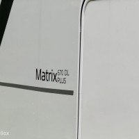 Adria MATRIX 670DL HEFBED+ENKELE BEDDEN Foto #2