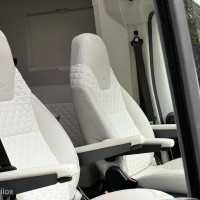 Adria MATRIX 670DL HEFBED+ENKELE BEDDEN Foto #4