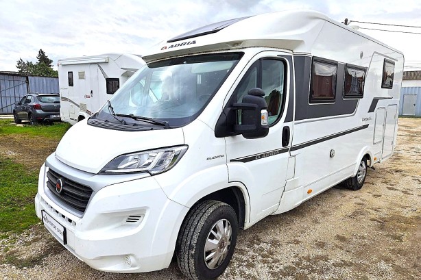 Tweedehands Adria campers camper kopen