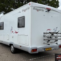 BAVARIA met lage enkele bedden in keurige staat Foto #14