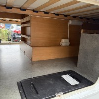 BAVARIA met lage enkele bedden in keurige staat Foto #5