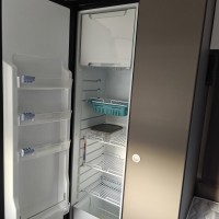 LMC campers T630 140 pk / Als nieuw / Ruime indeling / Thule luifel en fietsendrager met lift / Gescheiden douche / ... uit 2024 Foto #17