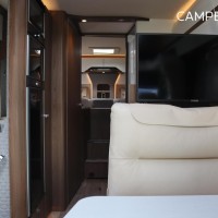 Hymer BML-T 780 Masterline 177pk Automaat | 7.89m | SLC AL-KO Chassis | Lengtebedden | Gasoven | Leder | Gescheiden douche | Adaptive Cruise | Foto #9