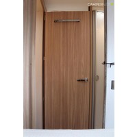 Bürstner Lyseo Time BT7363 2.3 Multijet 140pk | Queensbed | Hefbed | Gescheiden Douche | LPG Installatie | Zonnepaneel | Fietsendrager | Foto #16