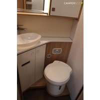 Bürstner Lyseo Time BT7363 2.3 Multijet 140pk | Queensbed | Hefbed | Gescheiden Douche | LPG Installatie | Zonnepaneel | Fietsendrager | Foto #17