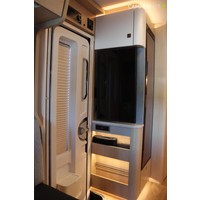 Hymer BMC-T 690 177pk Automaat | Queensbed | Lithium | Omvormer | Gescheiden Douche | LPG Installatie | Zonnepanelen | Foto #20