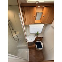 Adria Coral S 680 SP uit 2010 Foto #9