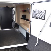 Hymer BMC-I 580 170pk Automaat | Bank airco | Omvormer | Lengtebedden | Hefbed | Lithium | Zonnepanelen | 1e Eigenaar | Foto #11