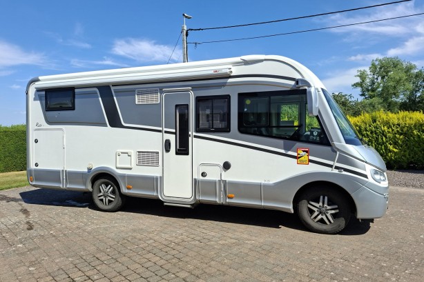 Roller Team campers Notin rubi JL uit 2019