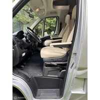 Bürstner Travel Van T 620  Fiat 2.3 130pk Euro 5 | Enkele-bedden | Douche/ wc | Garage | Incl 2 Scooters | 72dkm | TOPSTAAT Foto #15