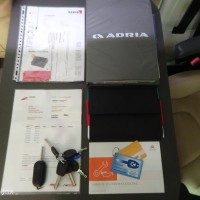 Adria Twin Axess 640 SL 130 PK Euro 6 | Enkele-bedden | Vol opties | Origineel NL | 39dkm | DEALER-STAAT Foto #3