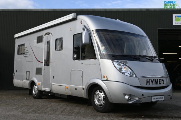 Hymer B 694 SL Schotel Zonnepaneel Dwarsbed Hefbed