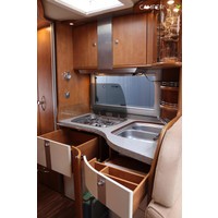 Carthago CHIC I 47 150pk Fiat | Alde verwarming | LPG installatie | Hefbed | Grote garage | Extra sloten | Dwarsbed | Foto #11