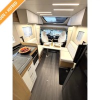 Adria Matrix Plus 670 DL uit 2021 Foto #11