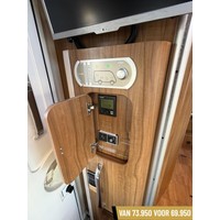 Hymer B 588 PL Enkele Bedden Hefbed Zonnepanelen Luifel Bearlock Foto #14