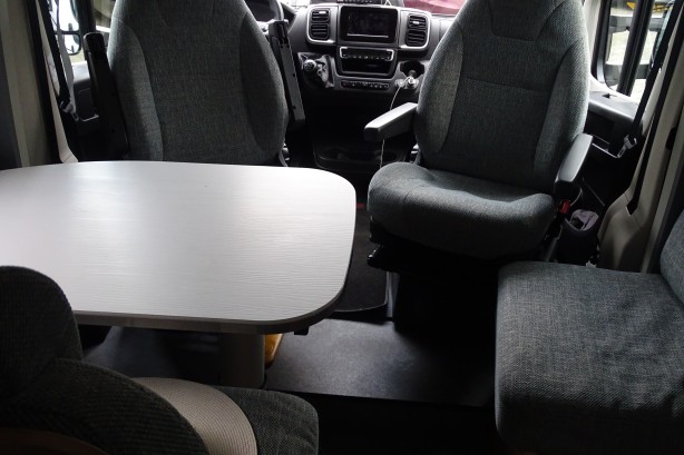 Dethleffs campers JUST T7052 DBM/EB uit 2023