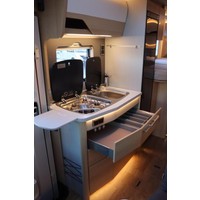 Hymer BMC-T 580 170pk Automaat | Levelsysteem | Dakairco | Veloslide | XXL Bed | Lithium accu's | Omvormer | BOMVOL ! | Foto #12
