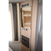 Bürstner Nexxo T740 2016 Airco Queensbed Lage km’s IZGST Foto #24