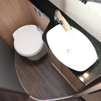 Bürstner Nexxo T740 2016 Airco Queensbed Lage km’s IZGST Foto #33