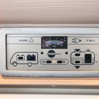 Bürstner Nexxo T740 2016 Airco Queensbed Lage km’s IZGST Foto #35