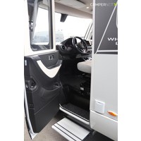 Hymer BMC-I 600 White line 170pk Automaat | E&P Levelsysteem | BOMVOL  | Truma Dakairco | Lithium accu | Lengtebedden | Hefbed | Stoelverwarming | Hymer SLC Chassis | Foto #15