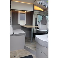 LMC Tourer T730G 165pk | Lengtebedden | Thule Luifel | Thule Fietsendrager| Gescheiden douche | Zenec multimediasysteem | Foto #21