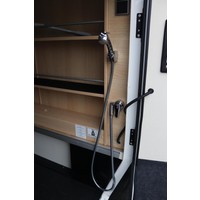 Hymer BMC-T 580 | 170pk Automaat | Lithium accu | Dubbele bodem | LED koplampen | Centrale deurvergrendeling opbouw | Lengtebedden | Abus extra slot | Foto #18