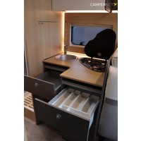 Lmc Lift H730 G 140pk | Elektrisch hefbed | Thule fietsendrager | Gescheiden douche | Lengtebedden | Thule luifel | Ruime indeling | Foto #11