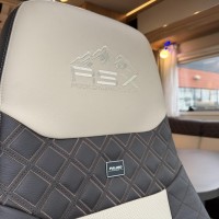 Hymer Grand Canyon 4X4 V6 190PK RSX Palmowski NR001 Lithium Zonnepanelen Foto #16