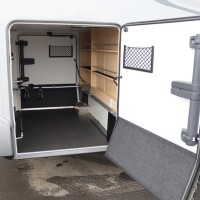 Hymer BMC-T 680 Blackline 170pk Automaat  | Gescheiden douche | Lengtebedden | Lithium accu | Hymer SLC Chassis | 1e Eigenaar | Foto #14