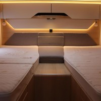 Hymer BMC-T 580 | 170pk Automaat | Omvormer | Duo control | Lengtebedden | Dubbele bodem | Zonnepanelen | Foto #15