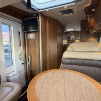 Hymer B 588 PL Enkele Bedden Hefbed Zonnepanelen Luifel Bearlock Foto #9