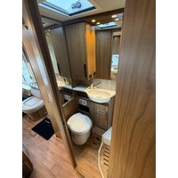 Hymer B 588 PL Enkele Bedden Hefbed Zonnepanelen Luifel Bearlock Foto #20