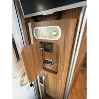 Hymer B 588 PL Enkele Bedden Hefbed Zonnepanelen Luifel Bearlock Foto #33