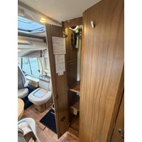 Hymer B 588 PL Enkele Bedden Hefbed Zonnepanelen Luifel Bearlock Foto #34