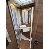 Rapido C55 9T-Automaat Enkele Bedden Lithium Omvormer Trekhaak Foto #22