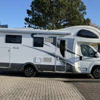 Mobilvetta Kea M76 lengte en alkoof bed Foto #25