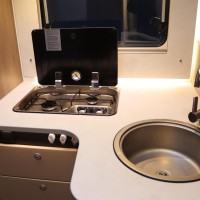 Carado T448 Pro+ 140pk Fiat | 1e Eigenaar | Origneel NL | Lengtebedden | Hefbed | Ruime indeling | Bearlock | Lift Fietsendrager | Foto #12