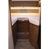 Carado T448 Pro+ 140pk Fiat | 1e Eigenaar | Origneel NL | Lengtebedden | Hefbed | Ruime indeling | Bearlock | Lift Fietsendrager | Foto #14