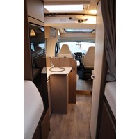 Carado T448 Pro+ 140pk Fiat | 1e Eigenaar | Origneel NL | Lengtebedden | Hefbed | Ruime indeling | Bearlock | Lift Fietsendrager | Foto #19