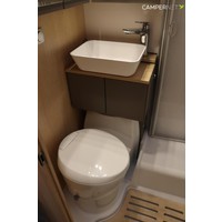 Lmc Tourer Lift H664 170pk Automaat | Lengtebedden | Hefbed | Dieselverwarming | Grote garage | Fietsendrager | Multimedia systeem | Foto #40