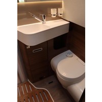 Hymer B580MC 177pk Automaat | Lengtebedden | LPG installatie | Dakairco | Zonnepanelen | Hymer SLC Chassis | Fietsenhouder | Bearlock | Adaptive Cruise | 2e huishoudaccu| Foto #1