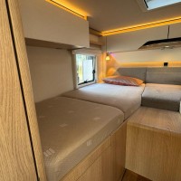 Hymer B680 MC Automaat Enkele Bedden Levelsysteem Geen hefbed Foto #17