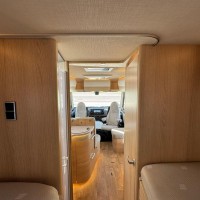 Hymer B680 MC Automaat Enkele Bedden Levelsysteem Geen hefbed Foto #19