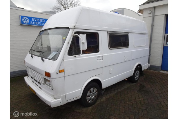 Volkswagen LT28 KAMPEERAUTO